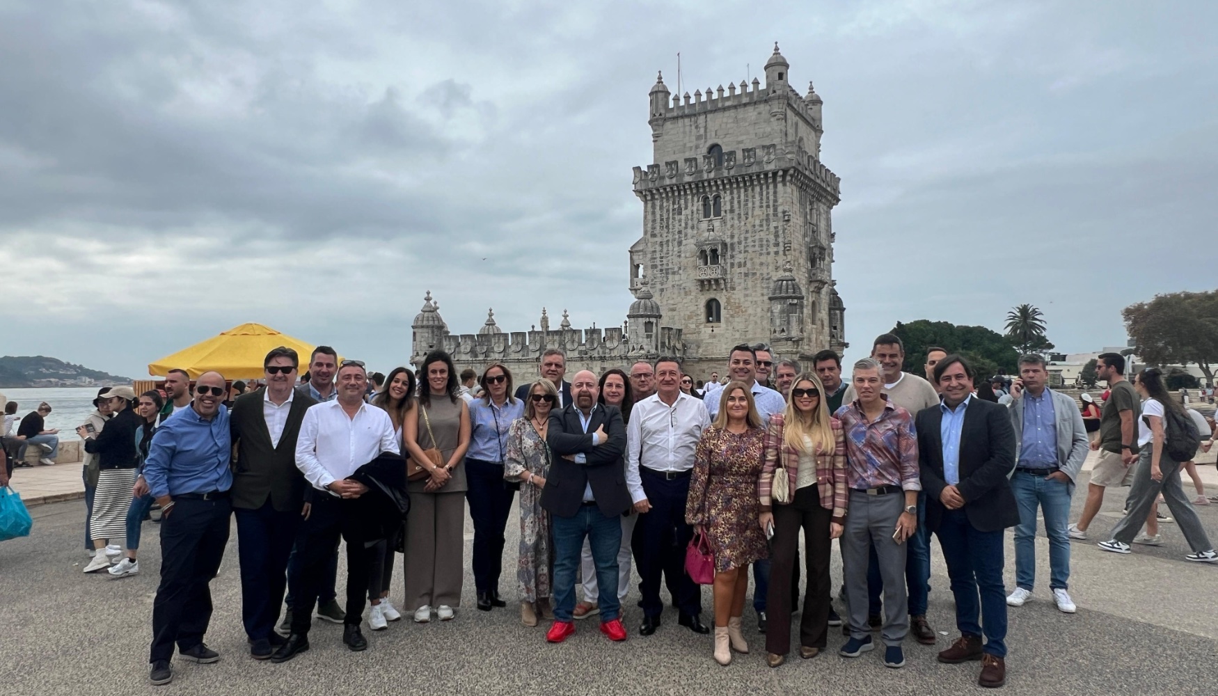 Visita a la torre de Beln