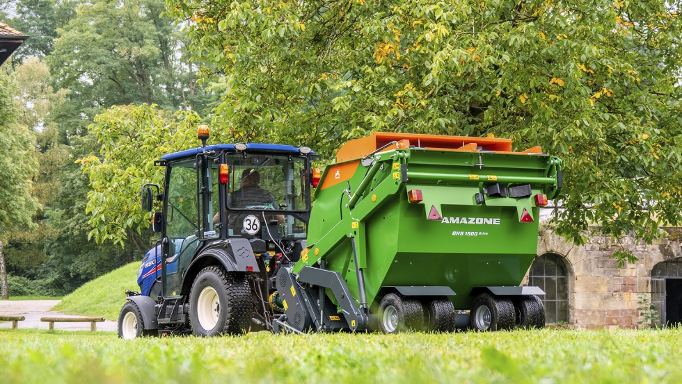 Cambio de colores corporativos de Amazone en las divisiones de mquinas de jardinera y espacios verdes...