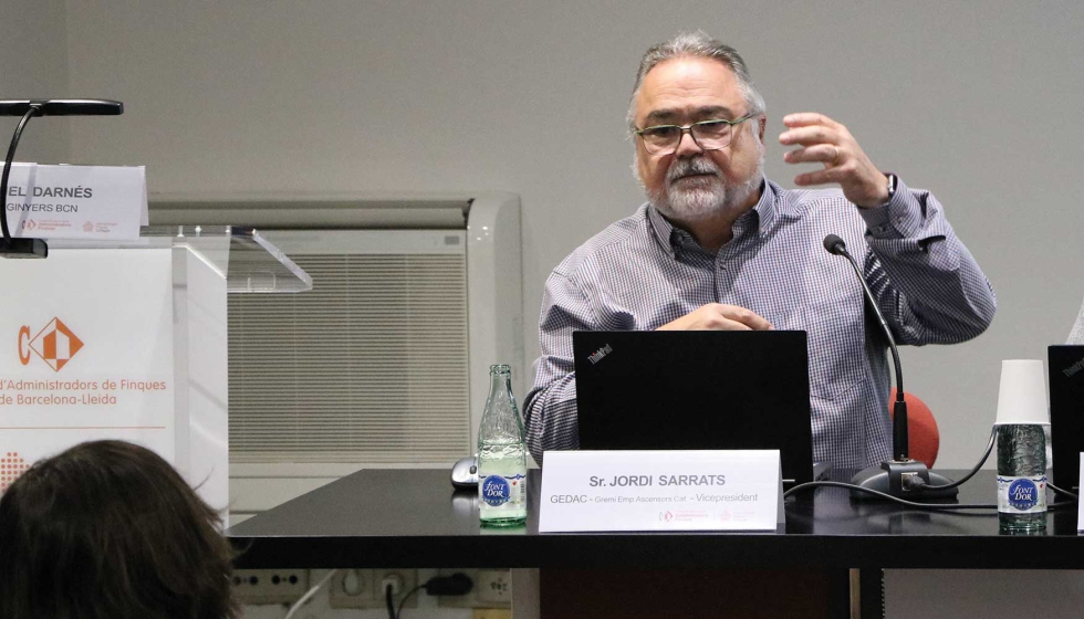 Un momento de la intervencin del vicepresidente del Gremio de Catalua en la jornada celebrada en el Colegio de Administradores de Fincas sobre la...