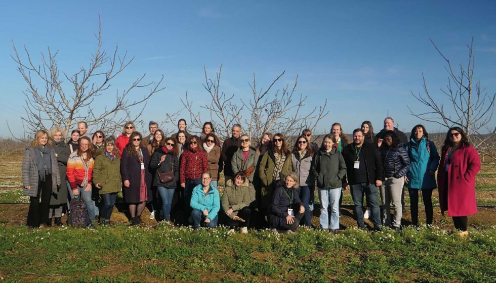 Figura 1: AdvisoryNetPEST numa visita de campo  AGROMAIS, no mbito da reunio de lanamento do projeto, em fevereiro de 2024...