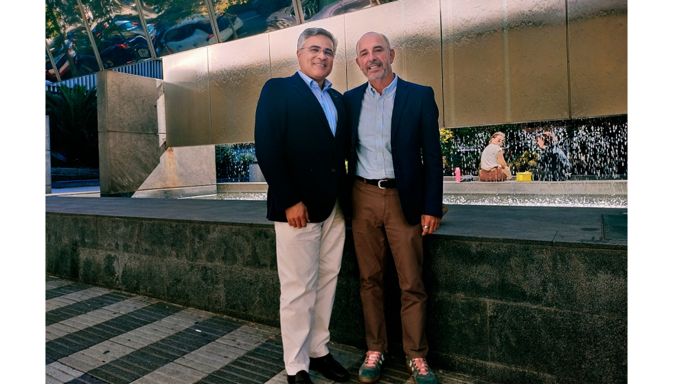 Javier de Antonio, nuevo presidente de CEEES, y Jorge de Benito, expresidente de la confederacin