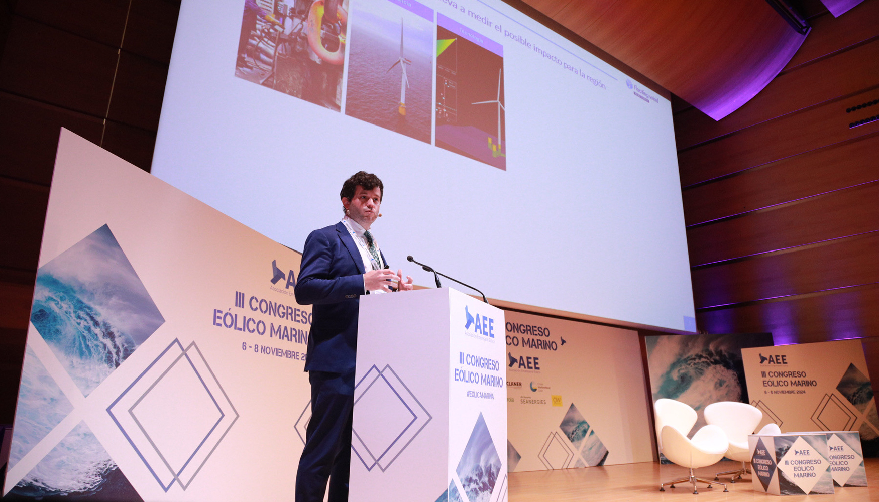 Ander Gonzlez, responsable de proyectos del Cluster de Energa, durante la presentacin del estudio en el marco del III Congreso Elico Marino...