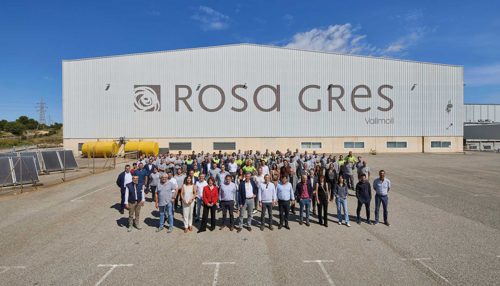 El equipo de Rosa Gres en la fbrica de Vallmoll (Tarragona)