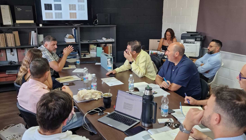 La empresa organiz una jornada de bienvenida para los nuevos miembros del equipo comercial