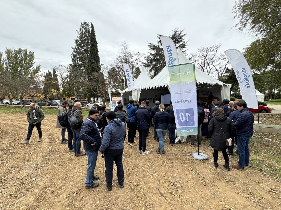 La empresa Syngenta tuvo una participacin destacada en las demostraciones en campo y en los debates organizados en el marco de DATAGRI 2024...