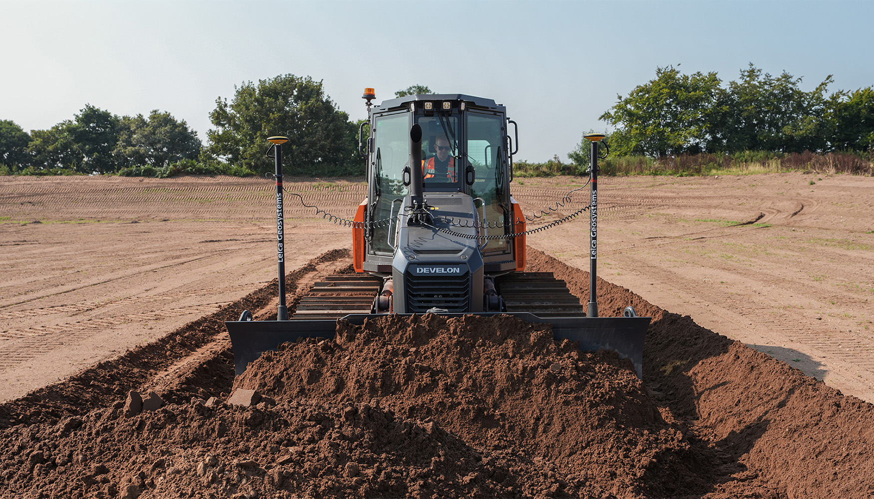 Dozer DD130 con la solucin de control 3D Leica MC1