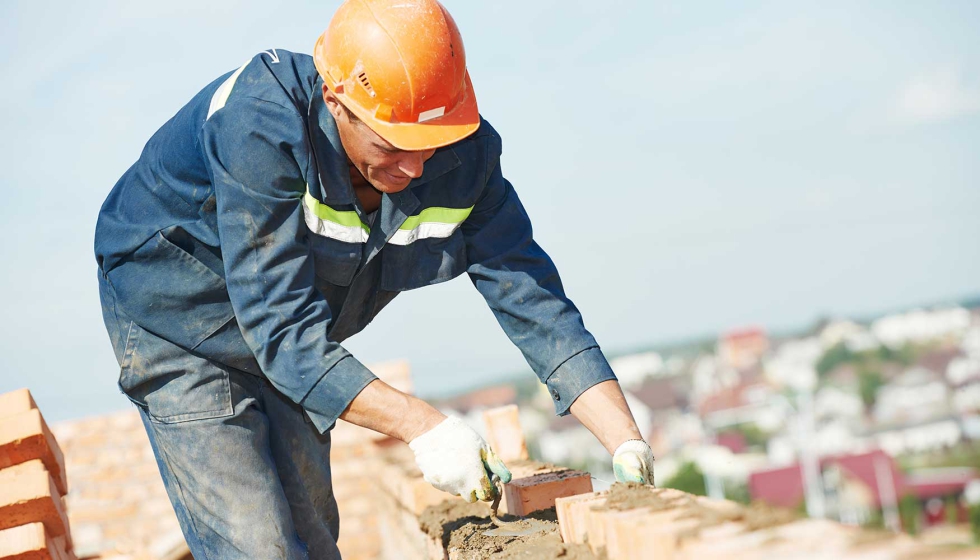 La empleabilidad en el sector de la construccin en Espaa alcanza los 1,4 millones de trabajadores, segn datos del INE...