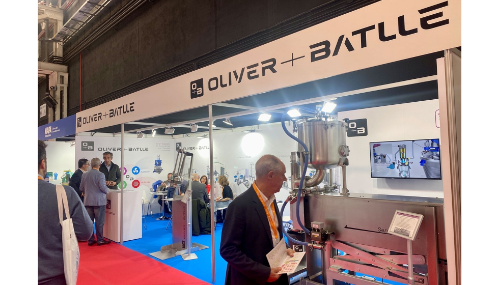 Stand de Oliver + Batlle durante Paints & Coatings