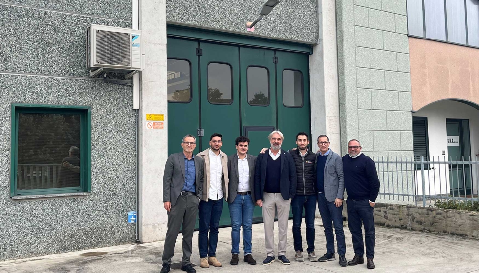 La firma tuvo lugar en las instalaciones de Vacuum SM en Mozzanica, cerca de la localidad lombarda de Brgamo, Italia