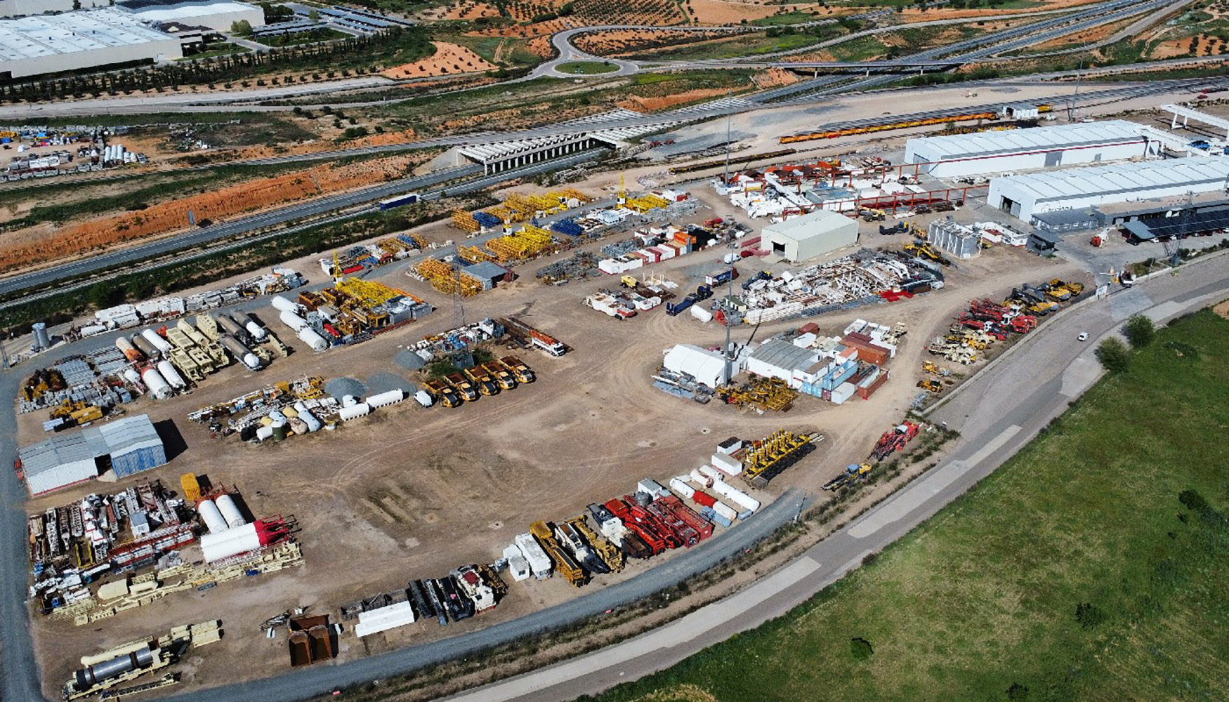 Parque de maquinaria de Acciona en Noblejas (Toledo)