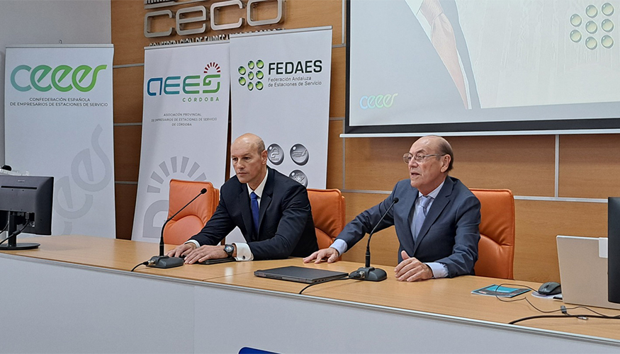 Rafael Larrea, presidente de Apes Crdoba, y Antonio Felices Abad, presidente de Fedaes