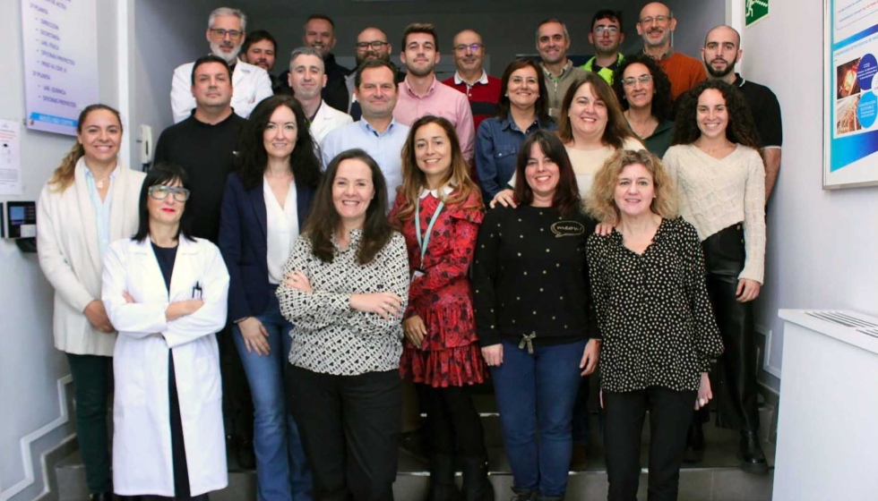 El equipo del ARDC celebra el 50 aniversario del centro