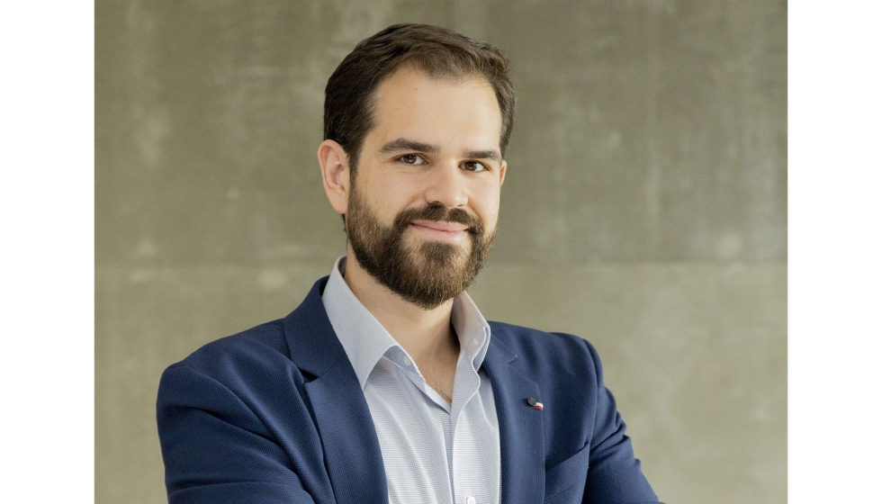 Adolfo Gal�n es el nuevo presidente de la Comisi�n T�cnica de la la Asociaci�n Ib�rica de Fabricantes de Impermeabilizaci�n...