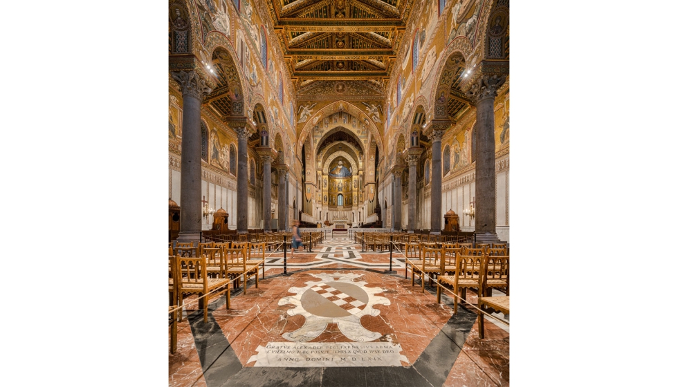 Las soluciones de Zumtobel Group dotan de un nuevo esplendor los magnficos mosaicos de la catedral Santa Maria Nuova de Monreale (Sicilia)...