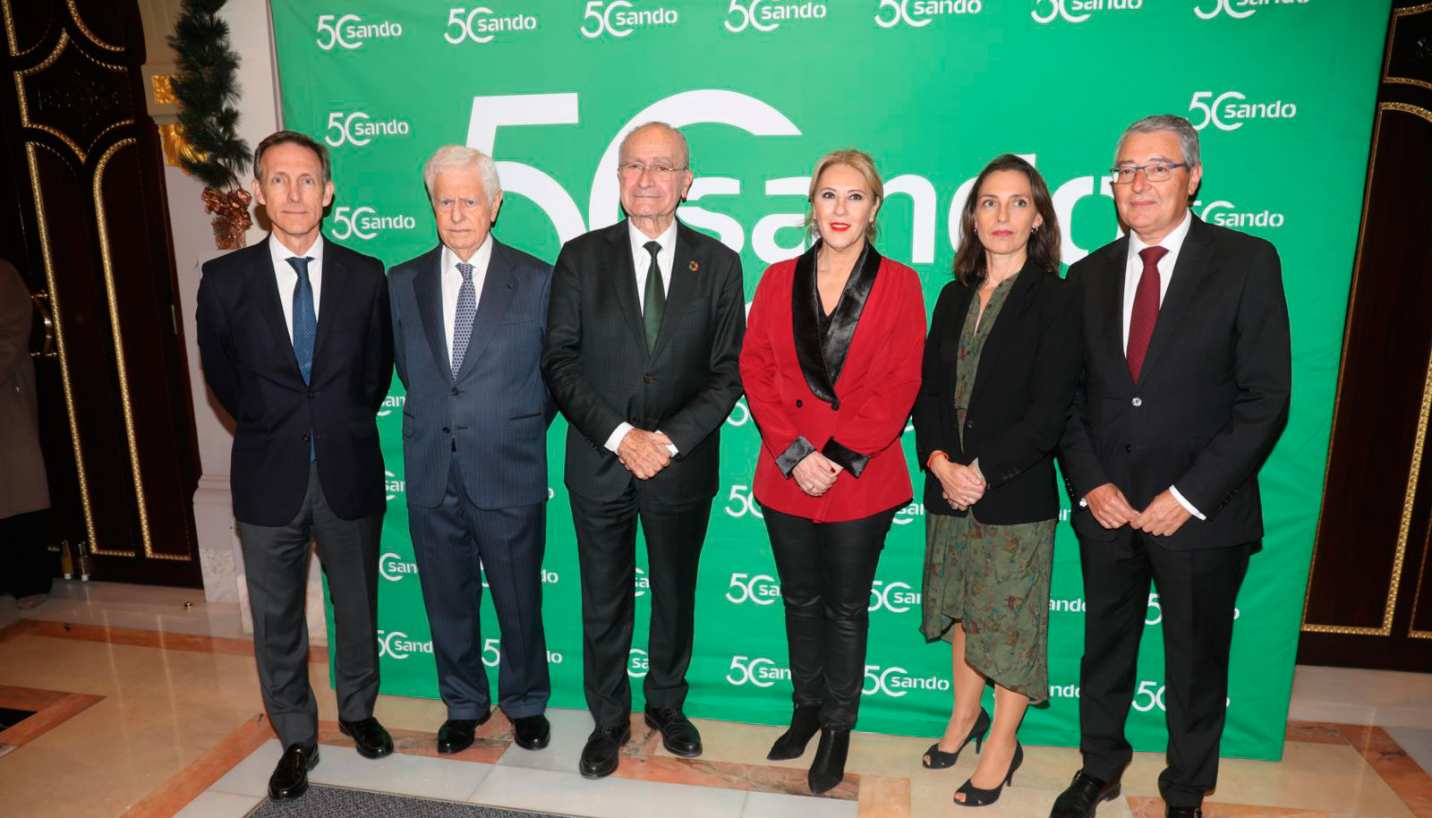 El presidente ejecutivo de Sando, Luis Snchez Manzano, present en el Teatro Echegaray de Mlaga el libro Sando, 50 aos construyendo futuro...