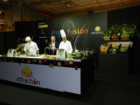 El espacio Fruit Fusin fue el escenario donde chefs de primer orden pusieron de manifiesto las infinitas posibilidades que ofrecen frutas y...