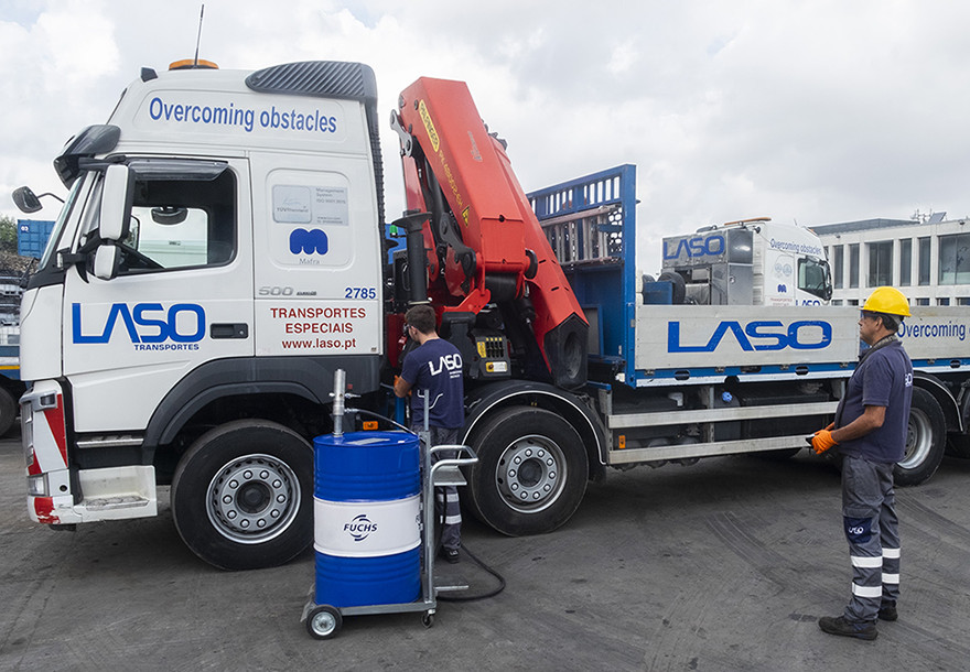 Os leos da Fuchs ajudam a Laso a ser uma transportadora mais amiga do ambiente