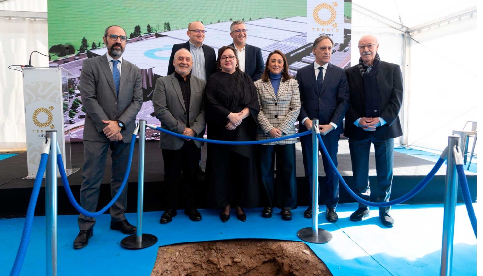 Autoridades presentes na cerimnia de lanamento da primeira pedra
