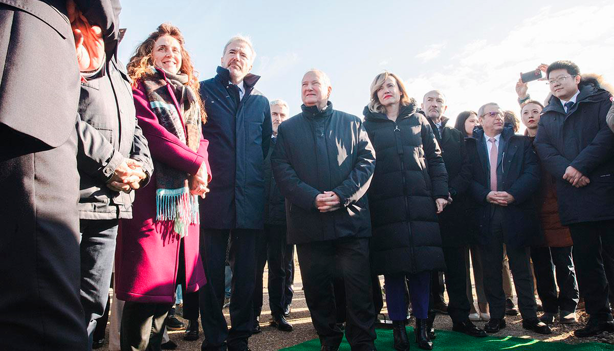 Ministra de Educacin, Formacin Profesional y Deportes, Pilar Alegra, junto al ministro de Industria y Turismo, Jordi Hereu...