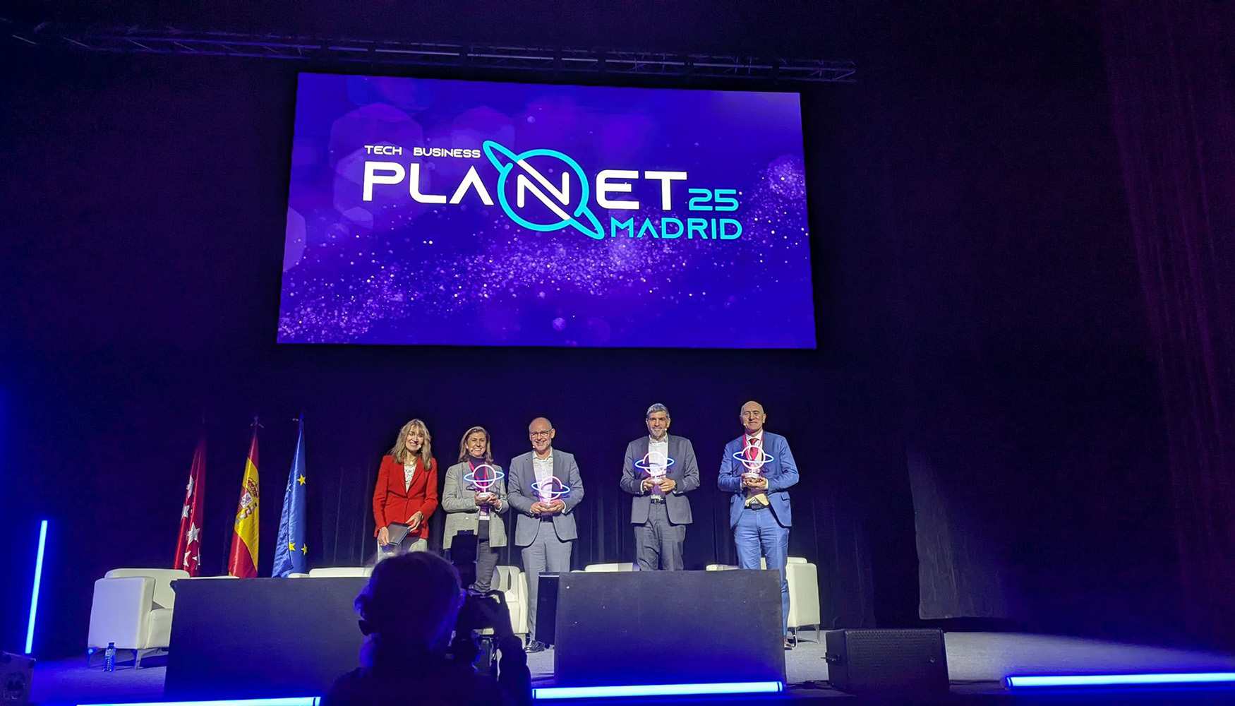 Con su participacin en Tech Business PlaNET 25, Veolia reafirma su compromiso con el desarrollo de energas renovables y la eficiencia energtica...