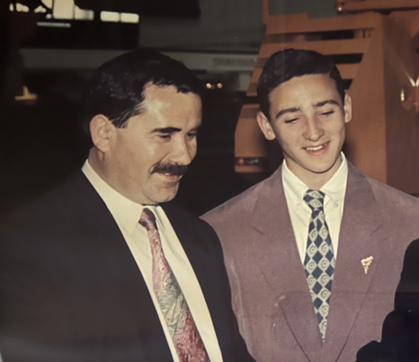 Jose Gual Amela fue el director de Maquinaria Gual desde su creacin, en 1975. En la imagen, le vemos junto a su hijo y actual director, Josep Gual...