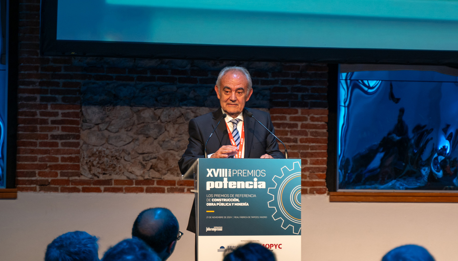 Ricardo Corts en su discurso de agradecimiento tras recibir el Premio Potencia Honorfico 2024