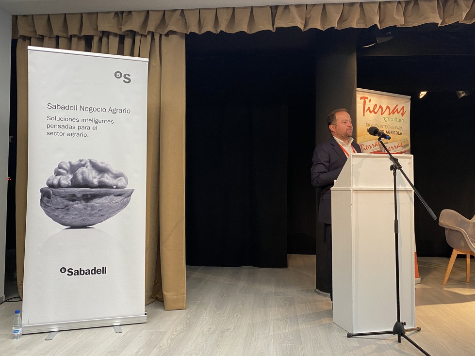 Jos Carlos Garca Bravo de Soto, Diretor do Negcio Agrcola do Banco Sabadell (zona de Castilla)