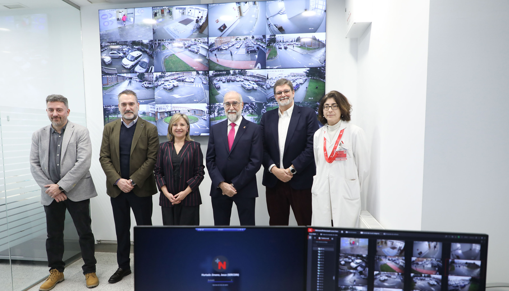 De izquierda a derecha, David Carabantes, jefe de la Seccin de Coordinacin de Seguridad; Javier Ojer...