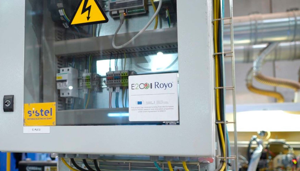 Cuadro elctrico para la recogida de datos de los sensores instalados en las mquinas de Royo Group