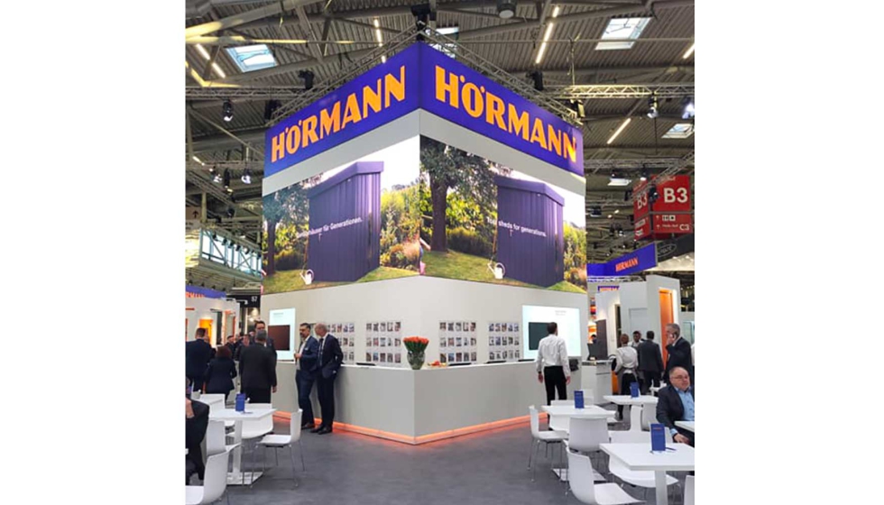 Stand de Hrmann en la feria BAU 2025