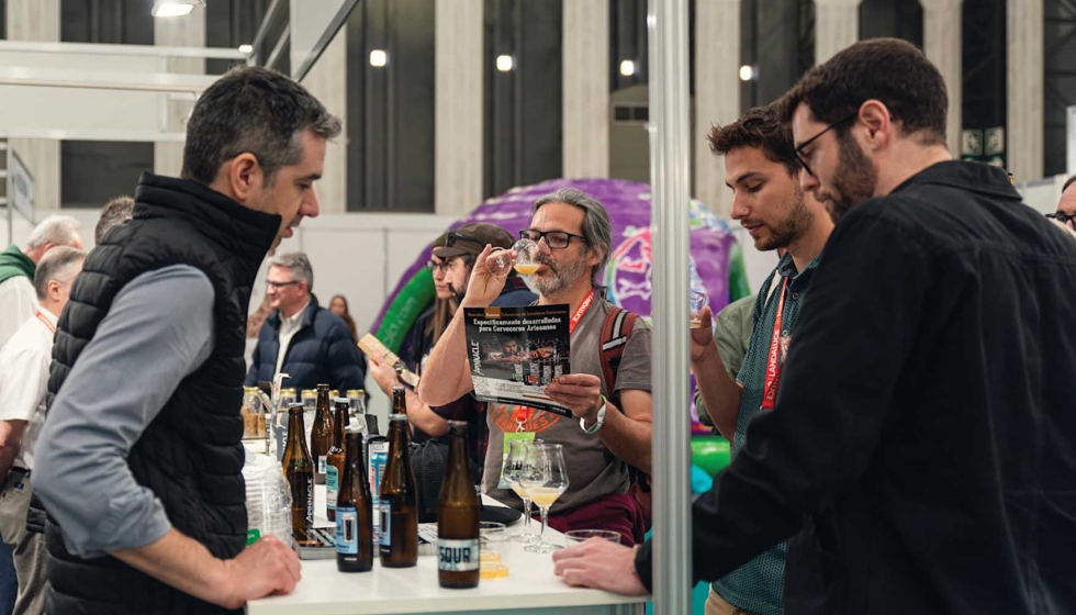 InnShow es la zona de Exposicin con stands de productos y servicios para las cerveceras artesanas