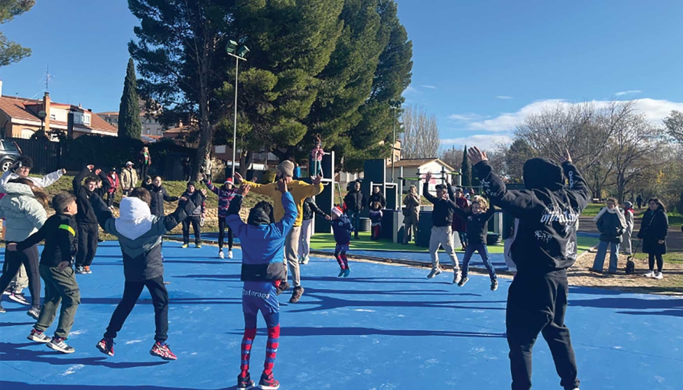 La inauguracin estuvo marcada por una exhibicin a cargo de la asociacin Parkour Zaragoza Movement