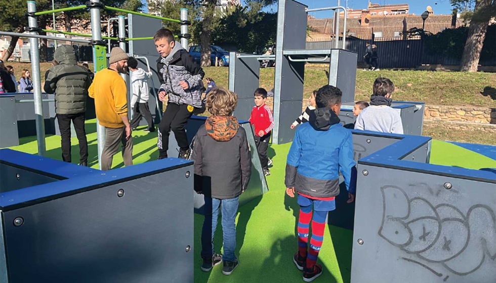 El parque de parkour de Calahorra incluye un rea de seguridad de 161 m, diseada para permitir la prctica simultnea de hasta 45 usuarios...