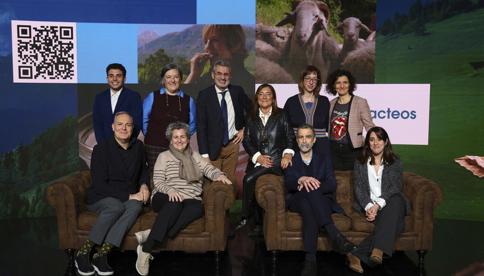 Foto de familia de la jornada de presentacin de resultados de la campaa Cuenta con los productos lcteos europeos