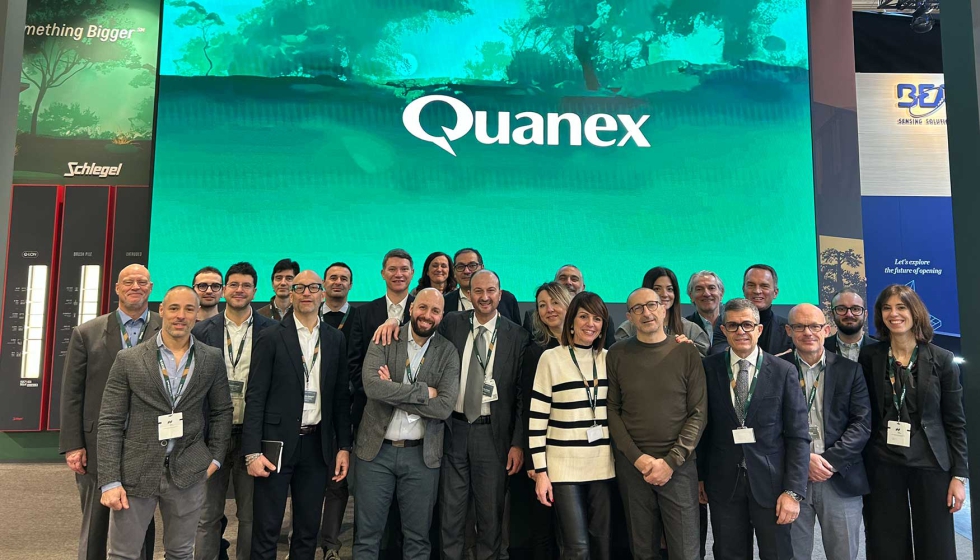 El equipo de Quanex en el stand de BAU