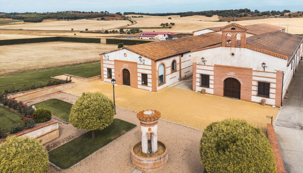 Fundada en 1998, Bodega Numanthia, ubicada en Valdefinjas (Castilla y Le�n), es un homenaje a los guerreros de la antigua ciudad de Numancia...
