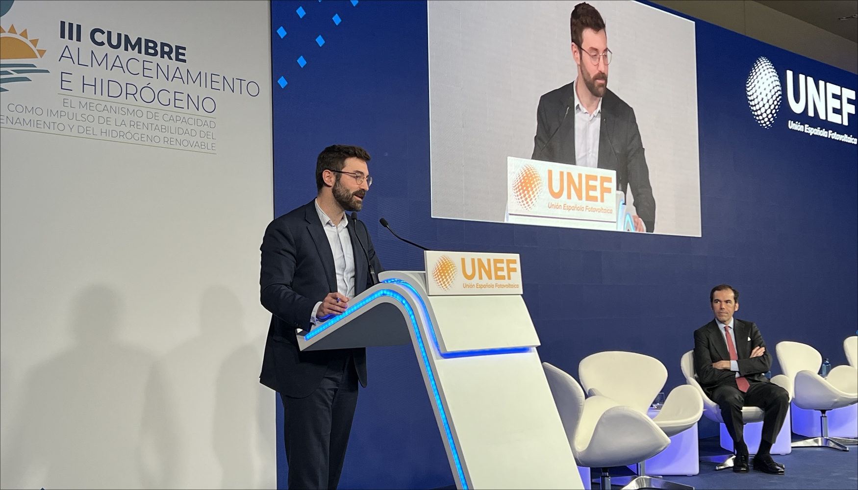 Joan Groizard, secretario de Estado de Energa, junto a Rafael Benjumea, presidente de Unef...