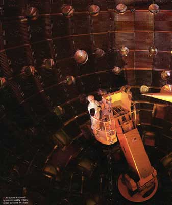 Reactor de fusión nuclear NIF, California... Reactor de fusión nuclear NIF, California...