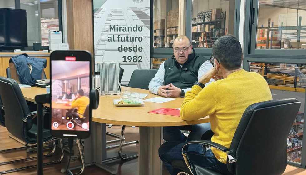 Un instante de la entrevista mantenida entre Jordi Lpez Arroyo y Novoperfil e Interempresas Media