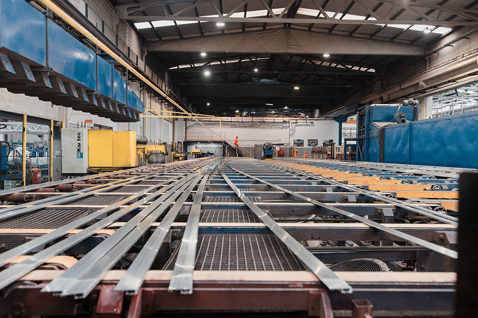 Fbrica de alumnio (Fonte: APAL)