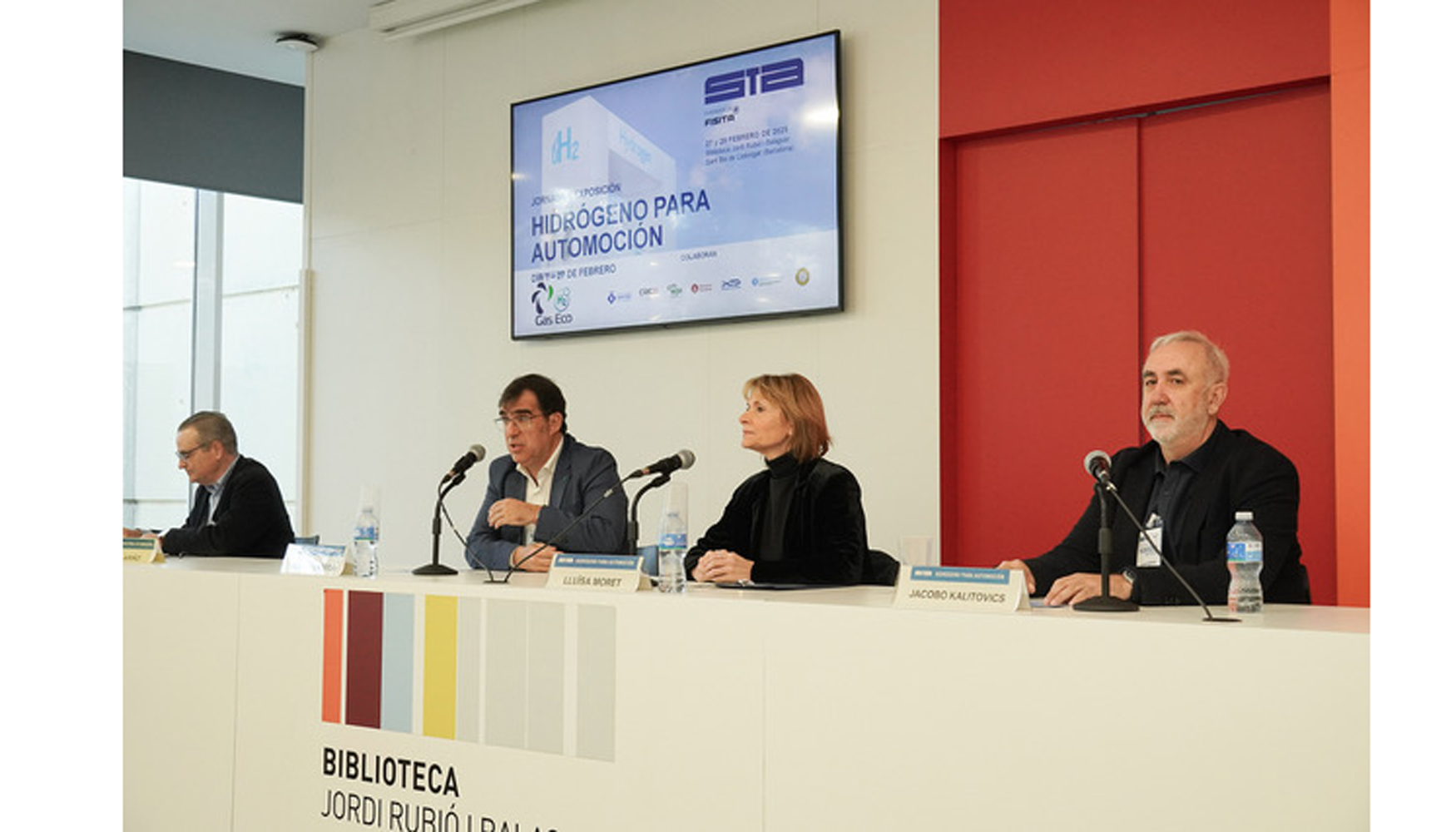 Los bloques principales de la conferencia cubrieron temas como la fabricacin y obtencin del hidrgeno, la infraestructura de recarga...