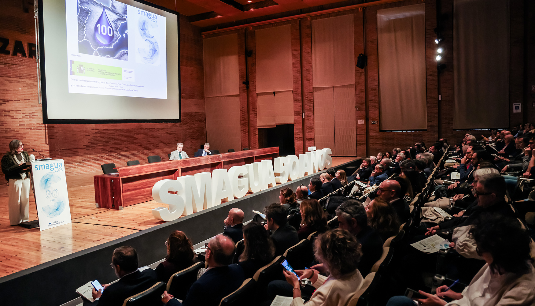 A lo largo de la jornada, diversas asociaciones y entidades del sector celebraron jornadas tcnicas