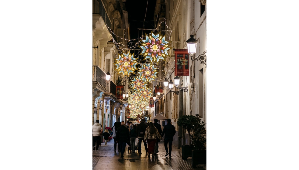 Evergreen es una innovadora soluci�n, desarrollada por Ximenez Group, que restablece el cielo nocturno de la iluminaci�n artificial decorativa...