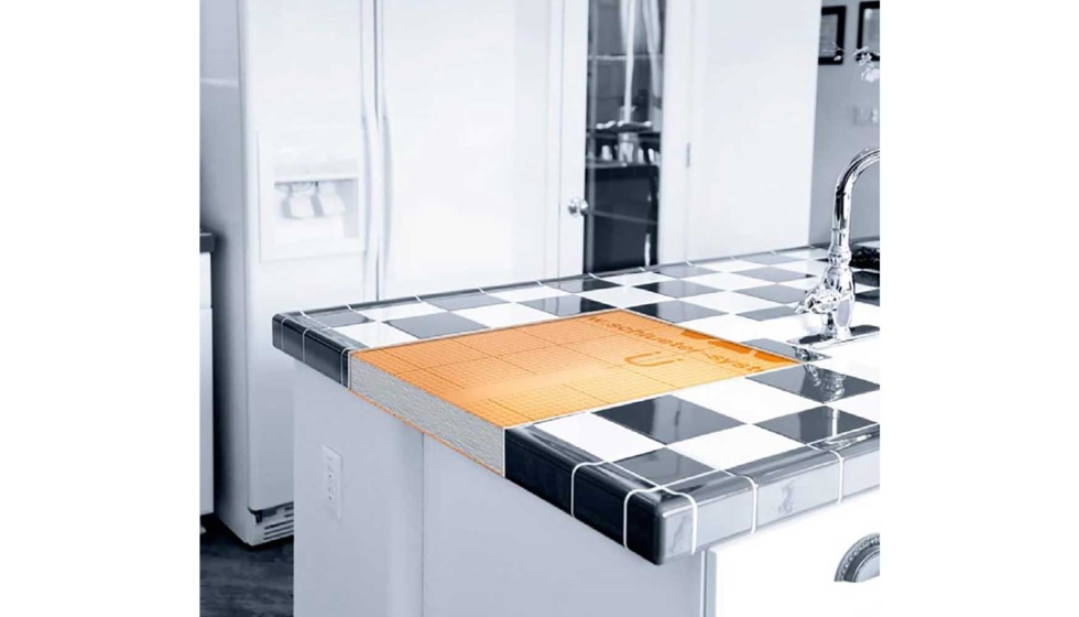 Schlter-Kerdi-Board es una solucin ideal para la construccin de encimeras de cocina o estantes para baos