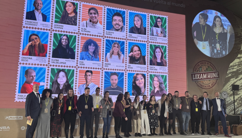 Foto de famlia com todos os membros da equipa LoxamHune que participaram na organizao desta Conveno