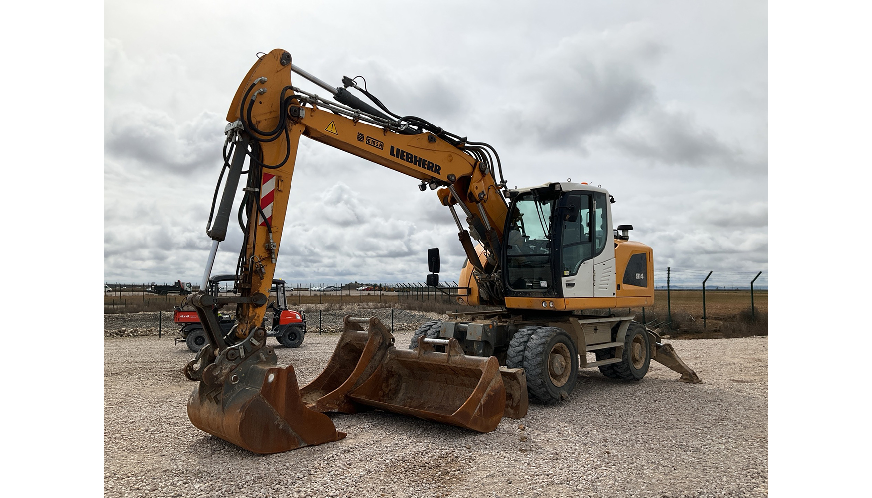 Excavadora de ruedas Liebherr A914 Litronic