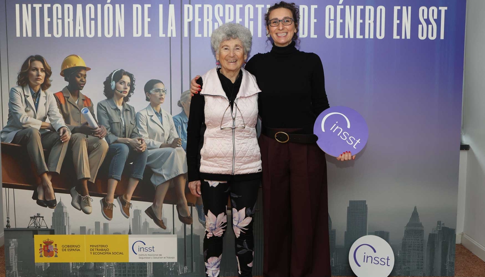 Aitana Gar Prez, directora del INSST, junto con la genetista y ergonomista Karen Messing