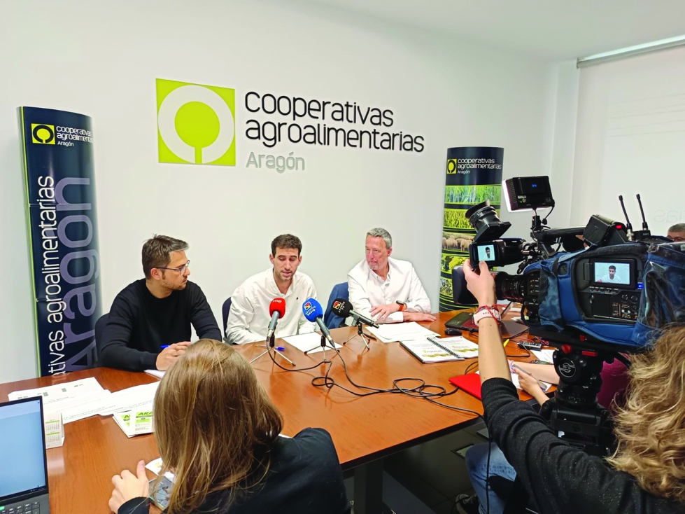 Presentaci�n del 'Dossier de cultivos de verano 2023-2024' elaborado por Red ARAX