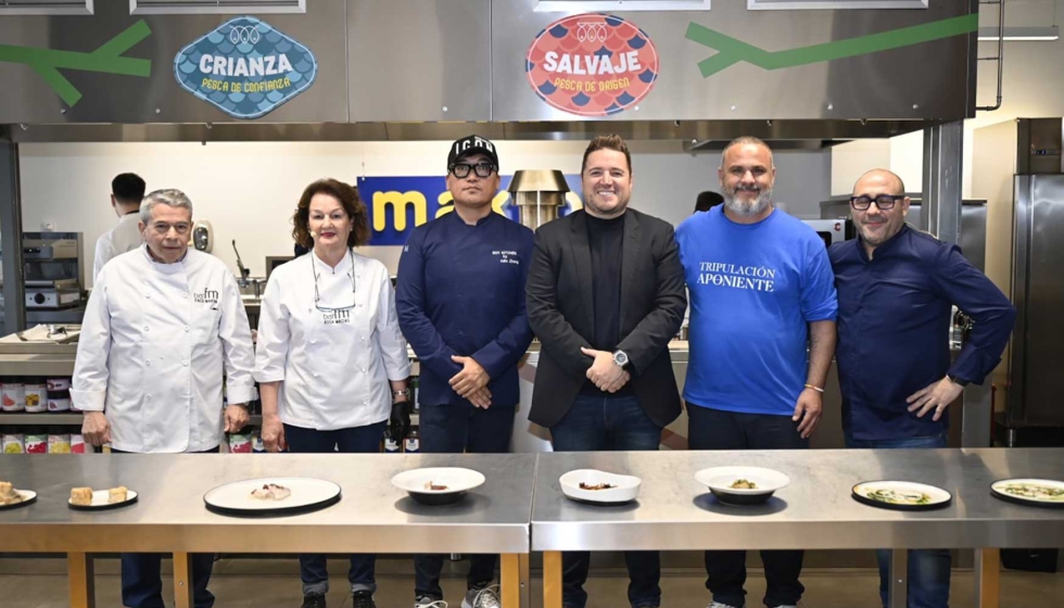 Durante la presentacin de los sellos se llevaron a cabo showcookings de la mano de ngel Lon, Carlos del Portillo, Julio Zhang y Rosa Macas...