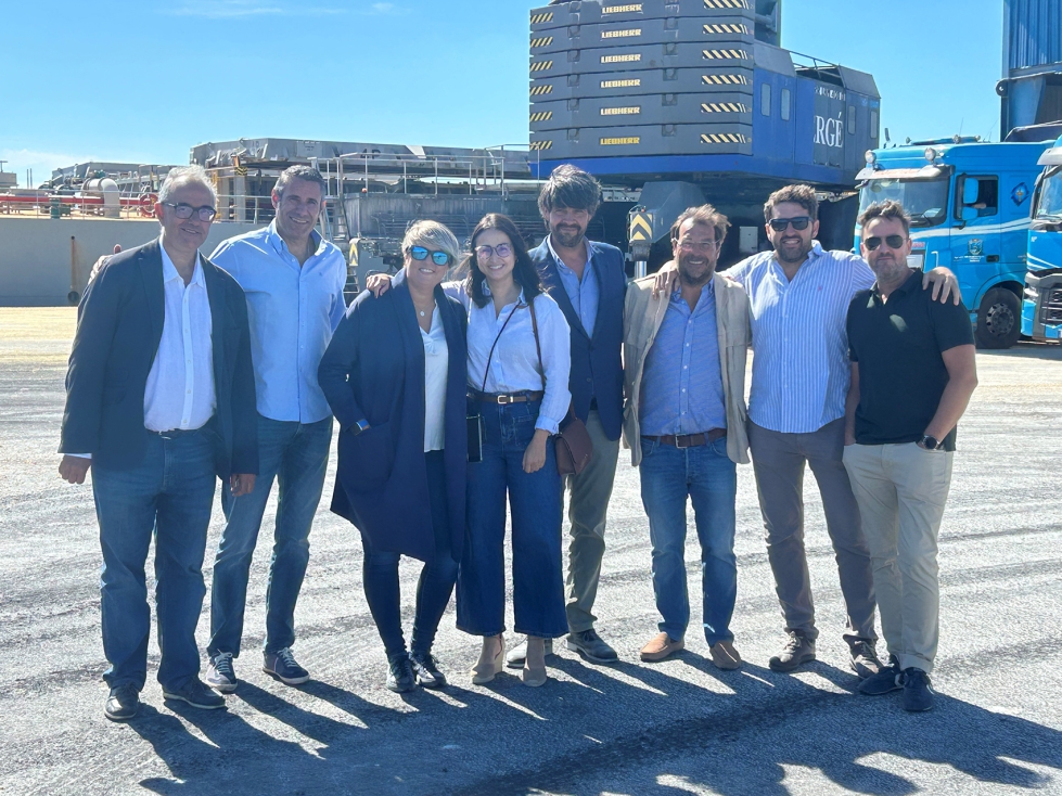 Equipo comercial de LESA y directivos de Grupo MIRAT